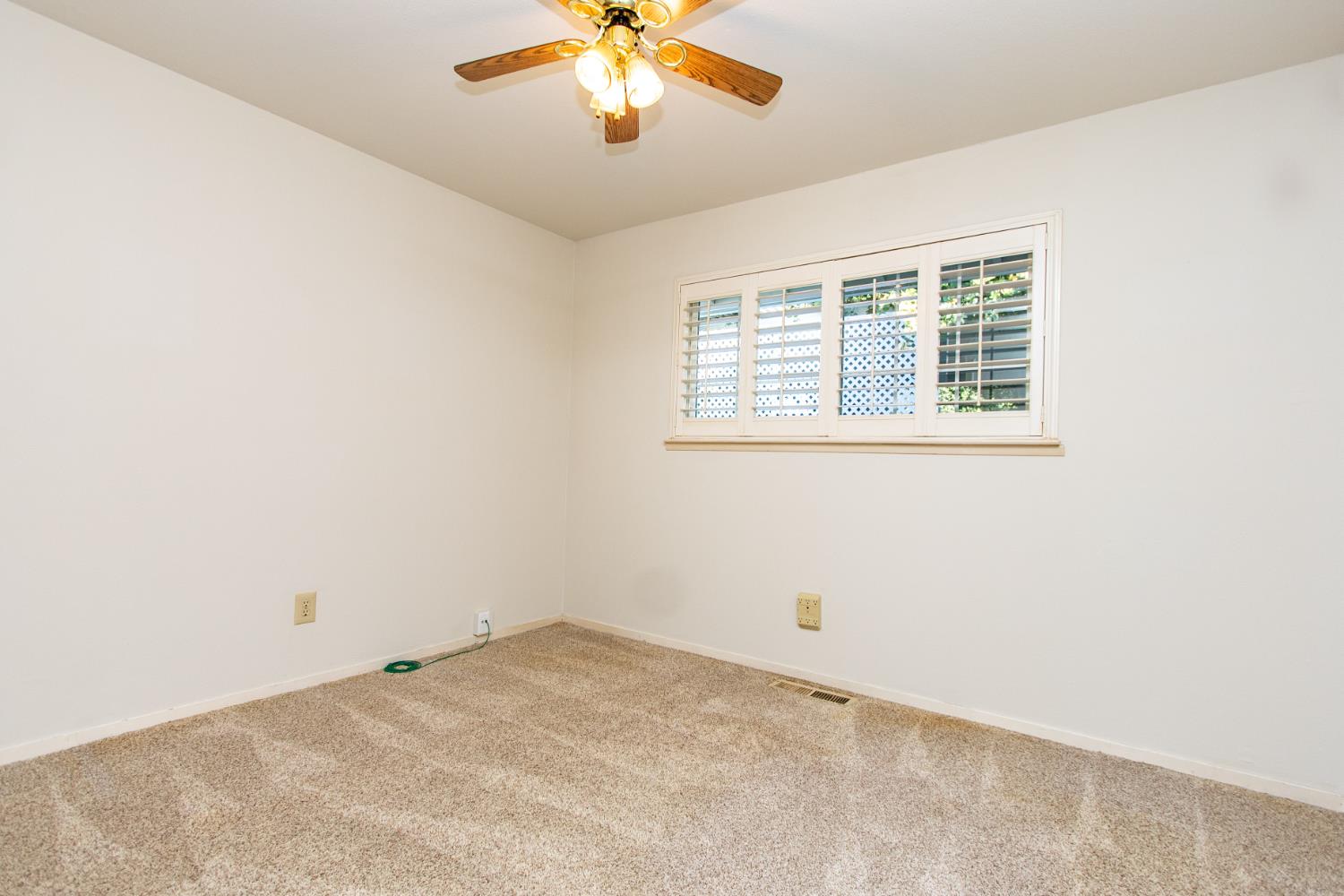 1705 Larkspur Pl, Turlock, CA 95380