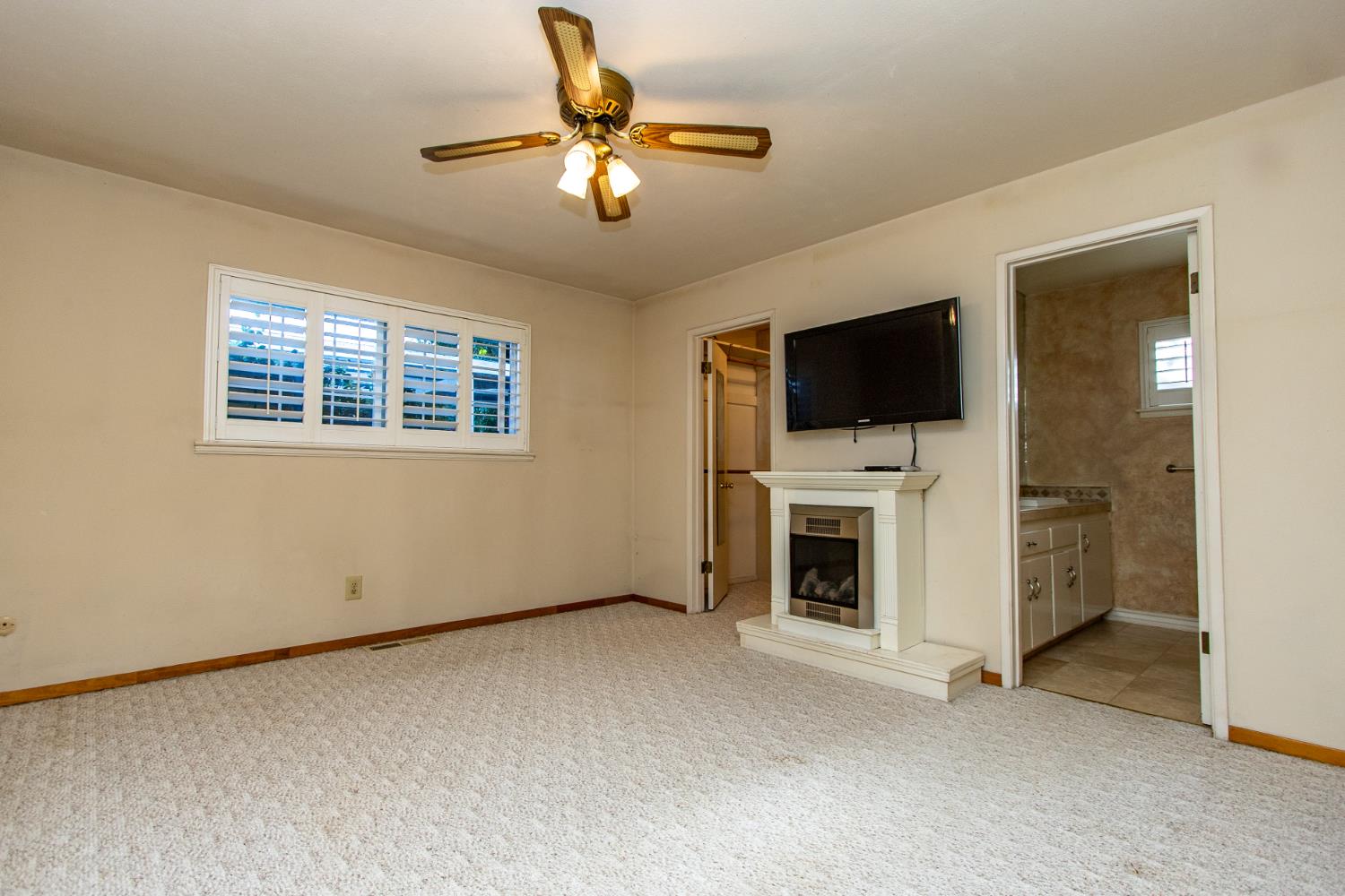 1705 Larkspur Pl, Turlock, CA 95380