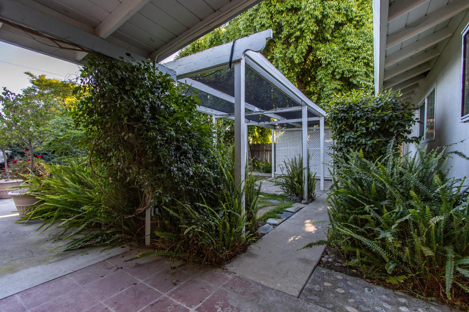 1705 Larkspur Pl, Turlock, CA 95380