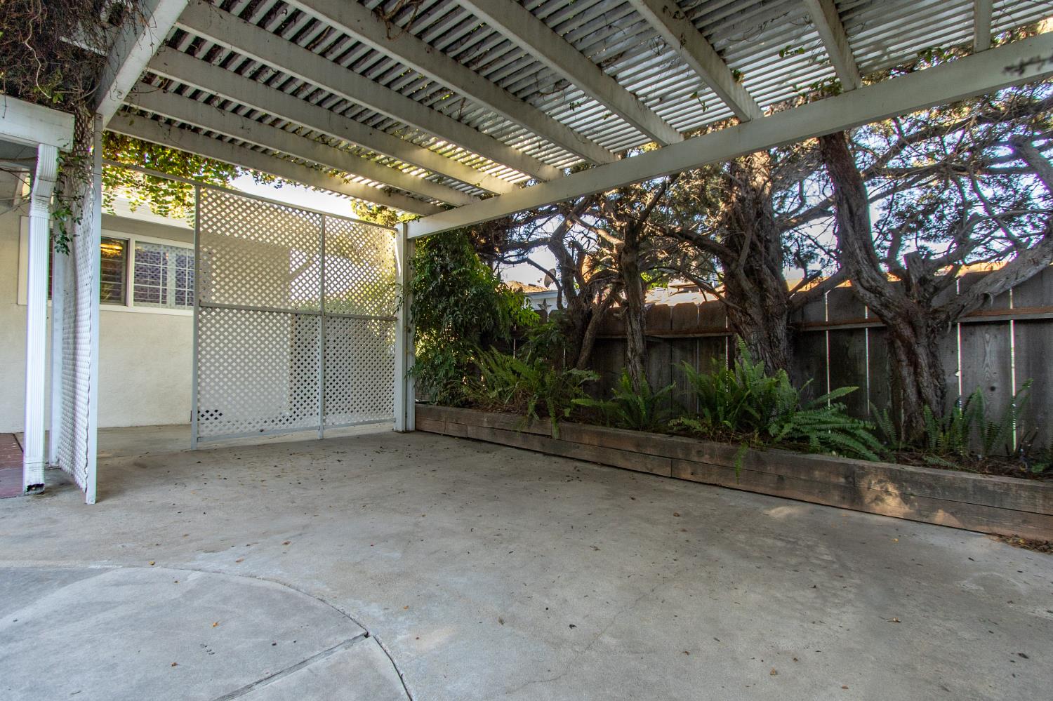 1705 Larkspur Pl, Turlock, CA 95380