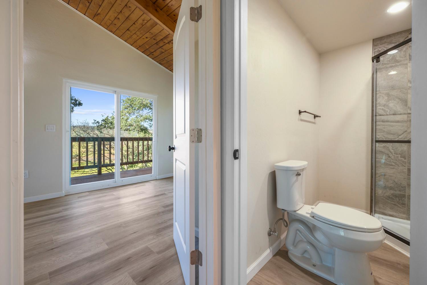 2324 Quail Hill Rd, Copperopolis, CA 95228