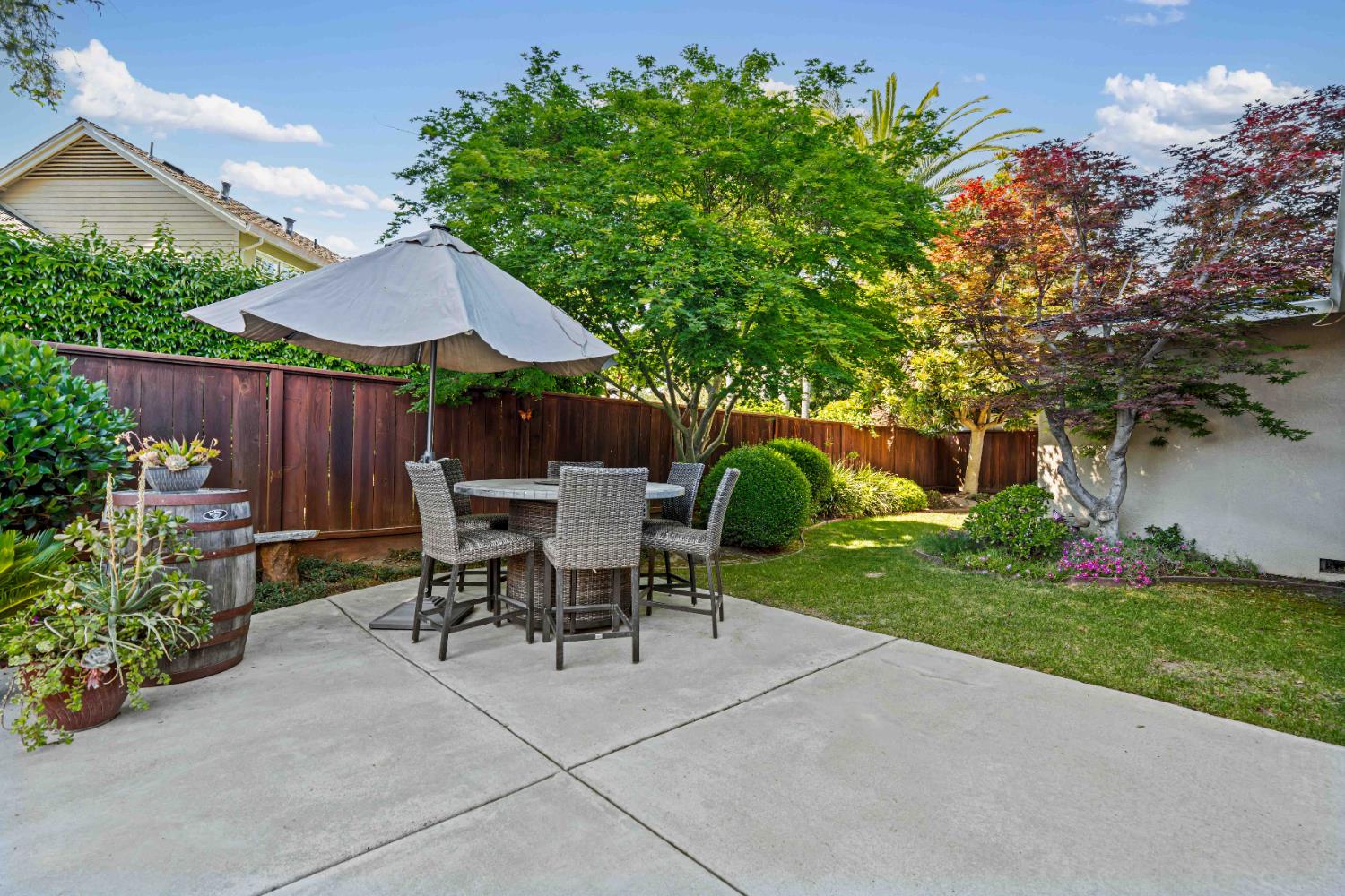 3829 Mondrian Dr, Modesto, CA 95356