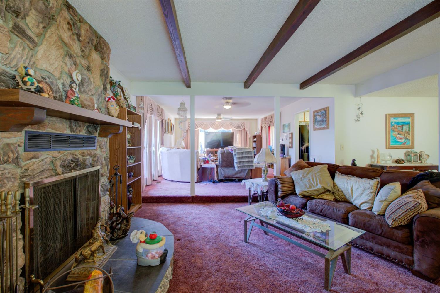 16067 Acacia St, Delhi, CA 95315