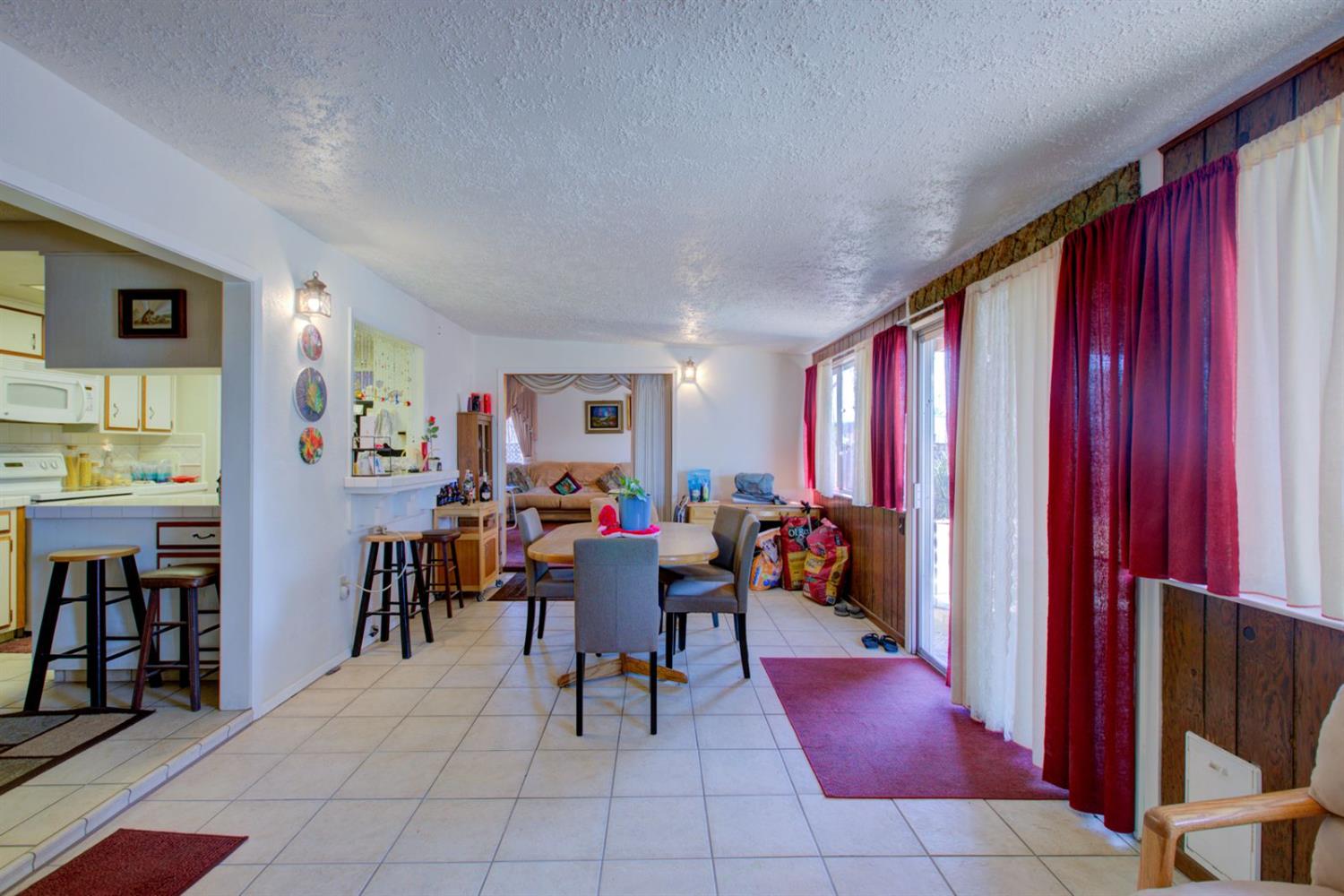 16067 Acacia St, Delhi, CA 95315