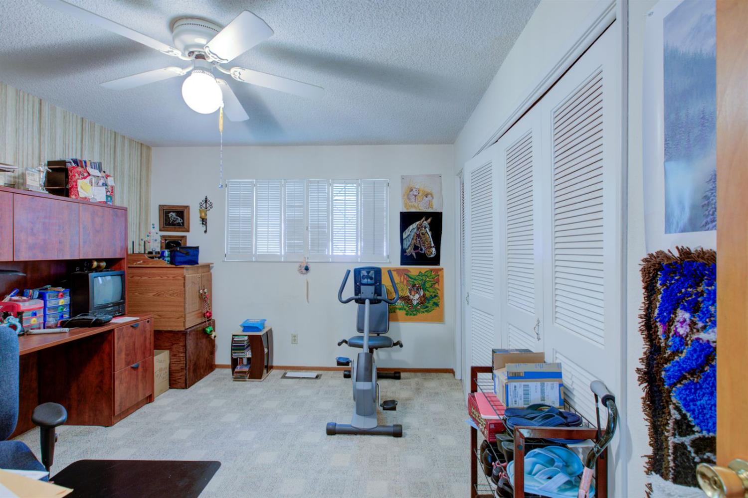 16067 Acacia St, Delhi, CA 95315