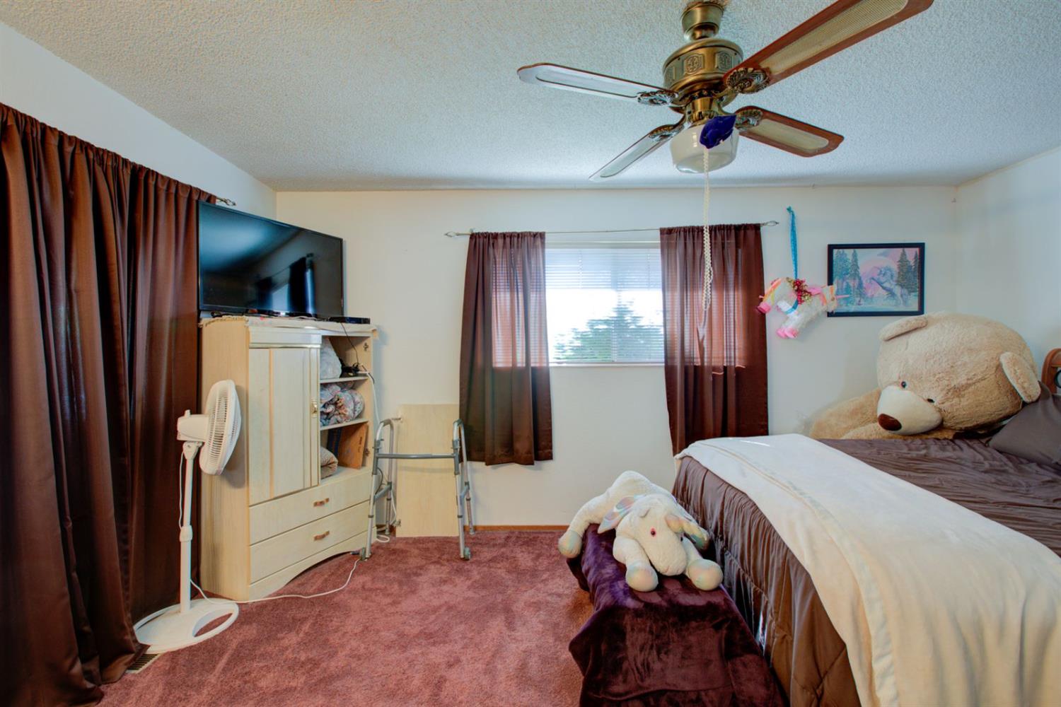 16067 Acacia St, Delhi, CA 95315