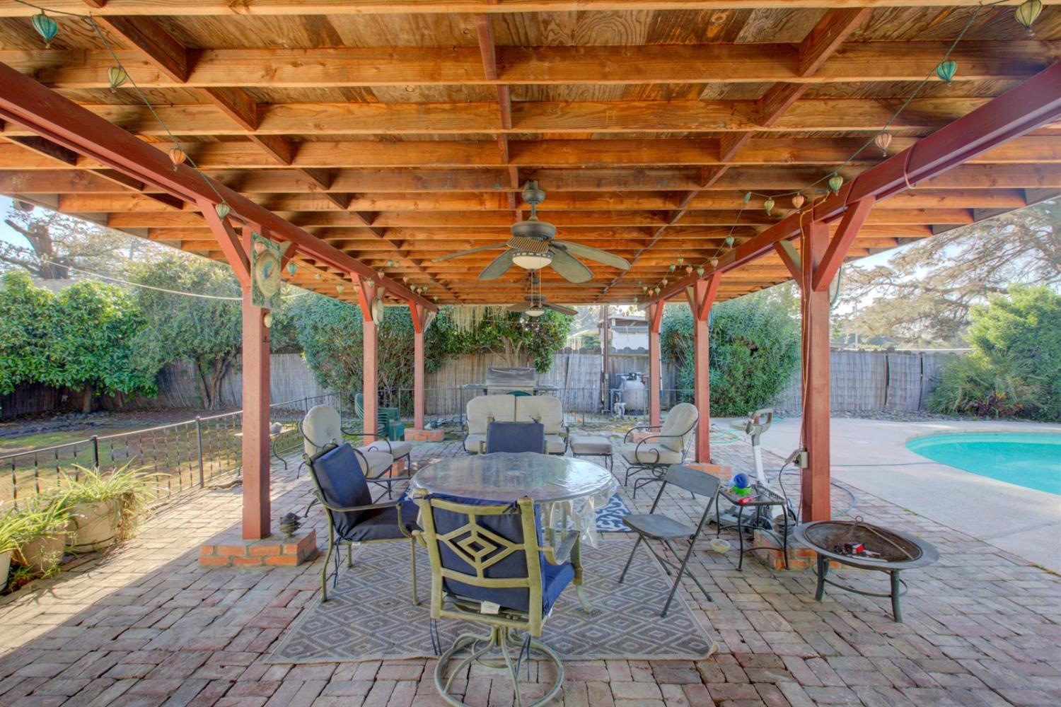 16067 Acacia St, Delhi, CA 95315