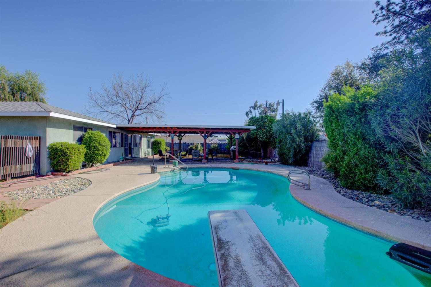 16067 Acacia St, Delhi, CA 95315