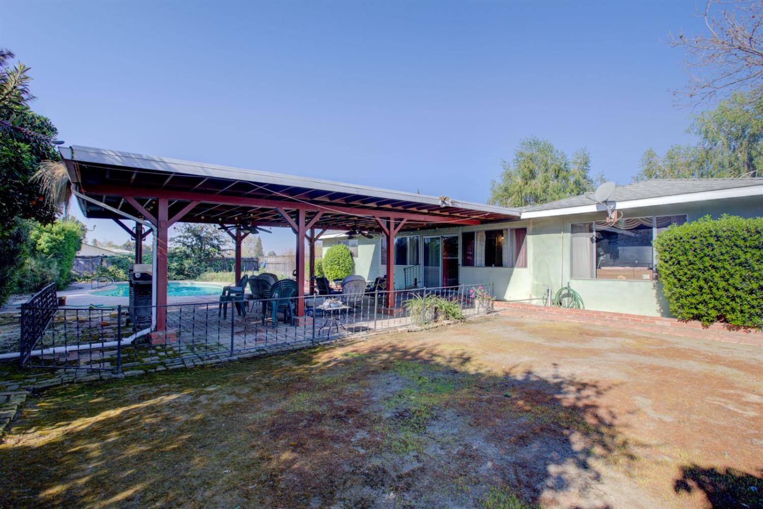 16067 Acacia St, Delhi, CA 95315