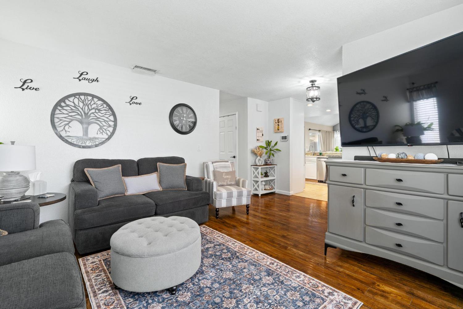 760 Pebble Way, Manteca, CA 95336