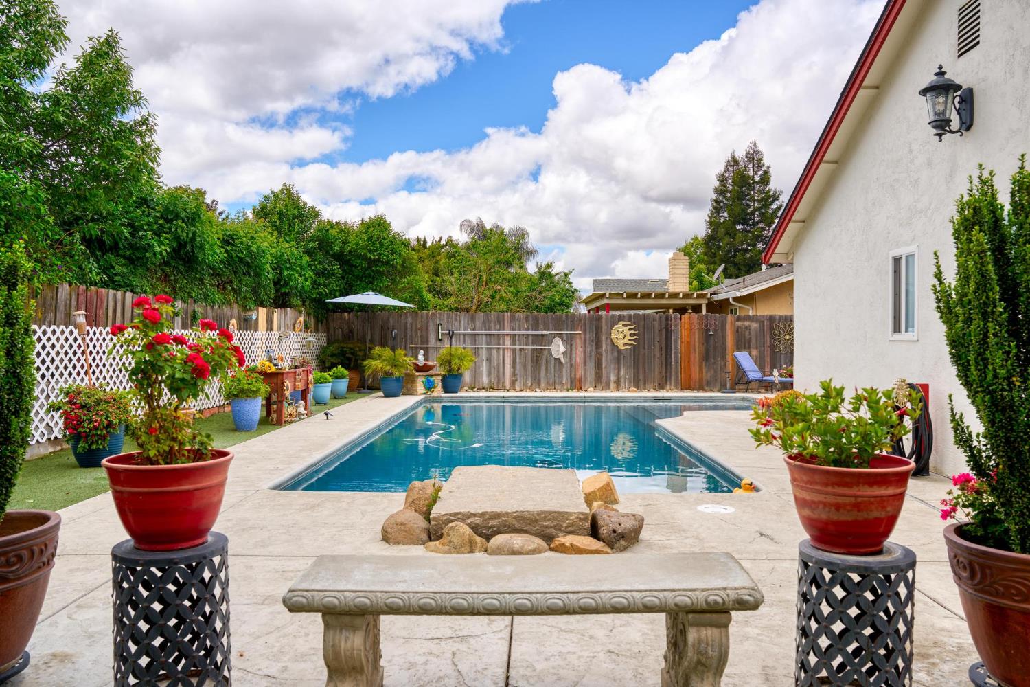 760 Pebble Way, Manteca, CA 95336