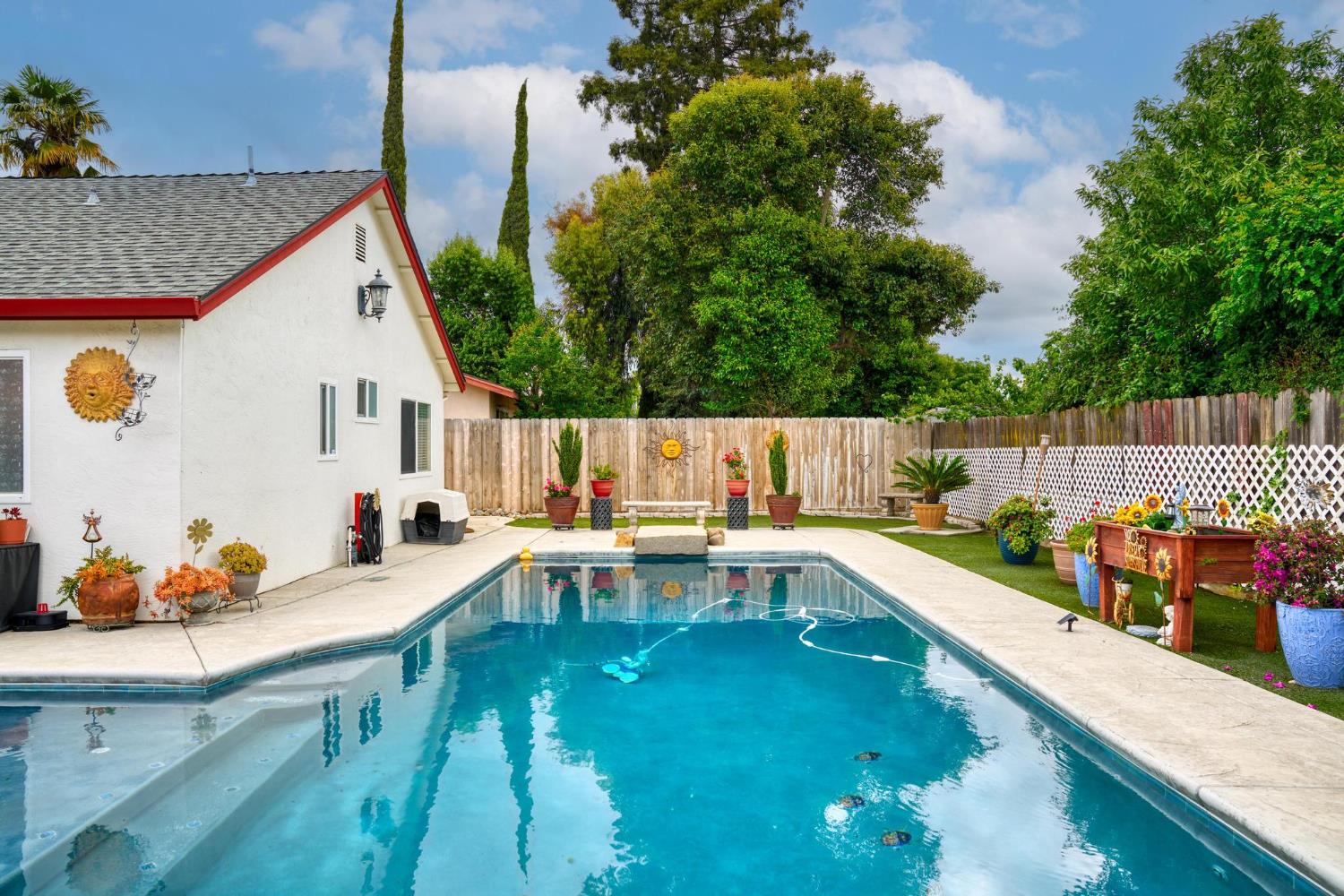 760 Pebble Way, Manteca, CA 95336