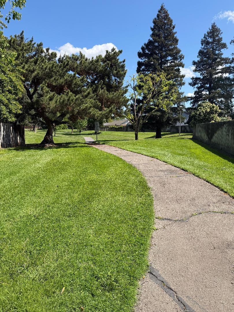 760 Pebble Way, Manteca, CA 95336