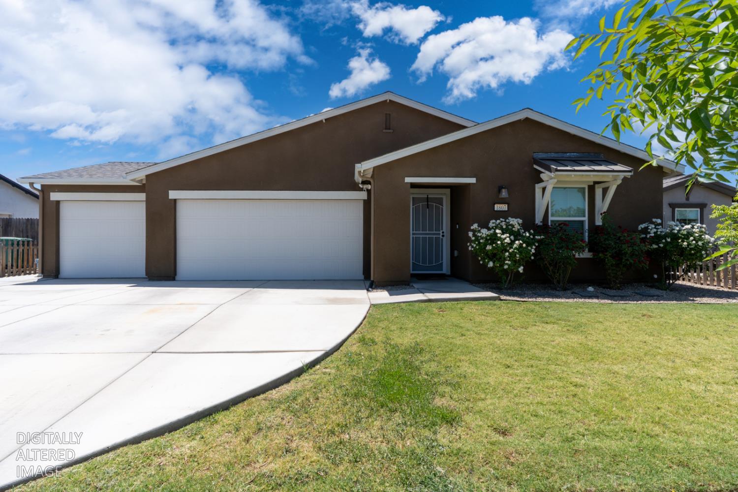 1807 Patricia Ct, Los Banos, CA 93635