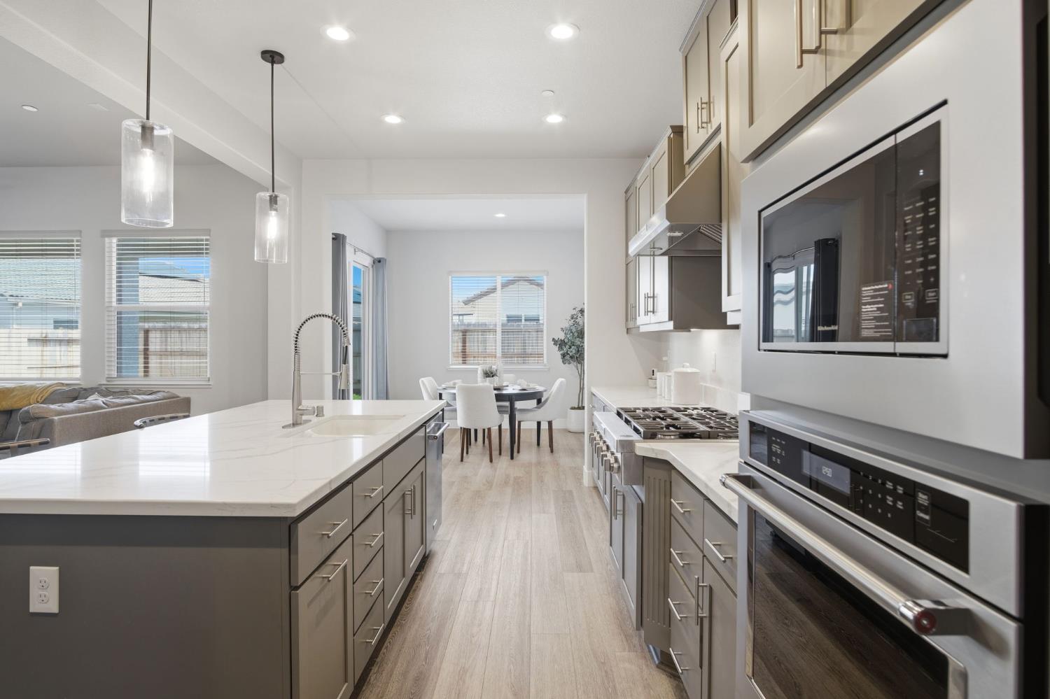 2516 Orinoco Ave, Manteca, CA 95337