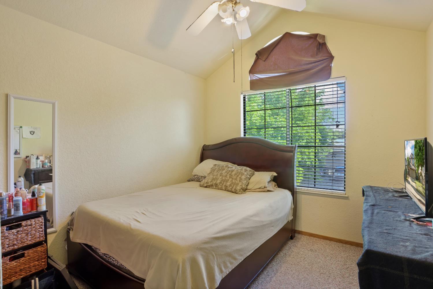 2008 Sheldon Dr, Modesto, CA 95350