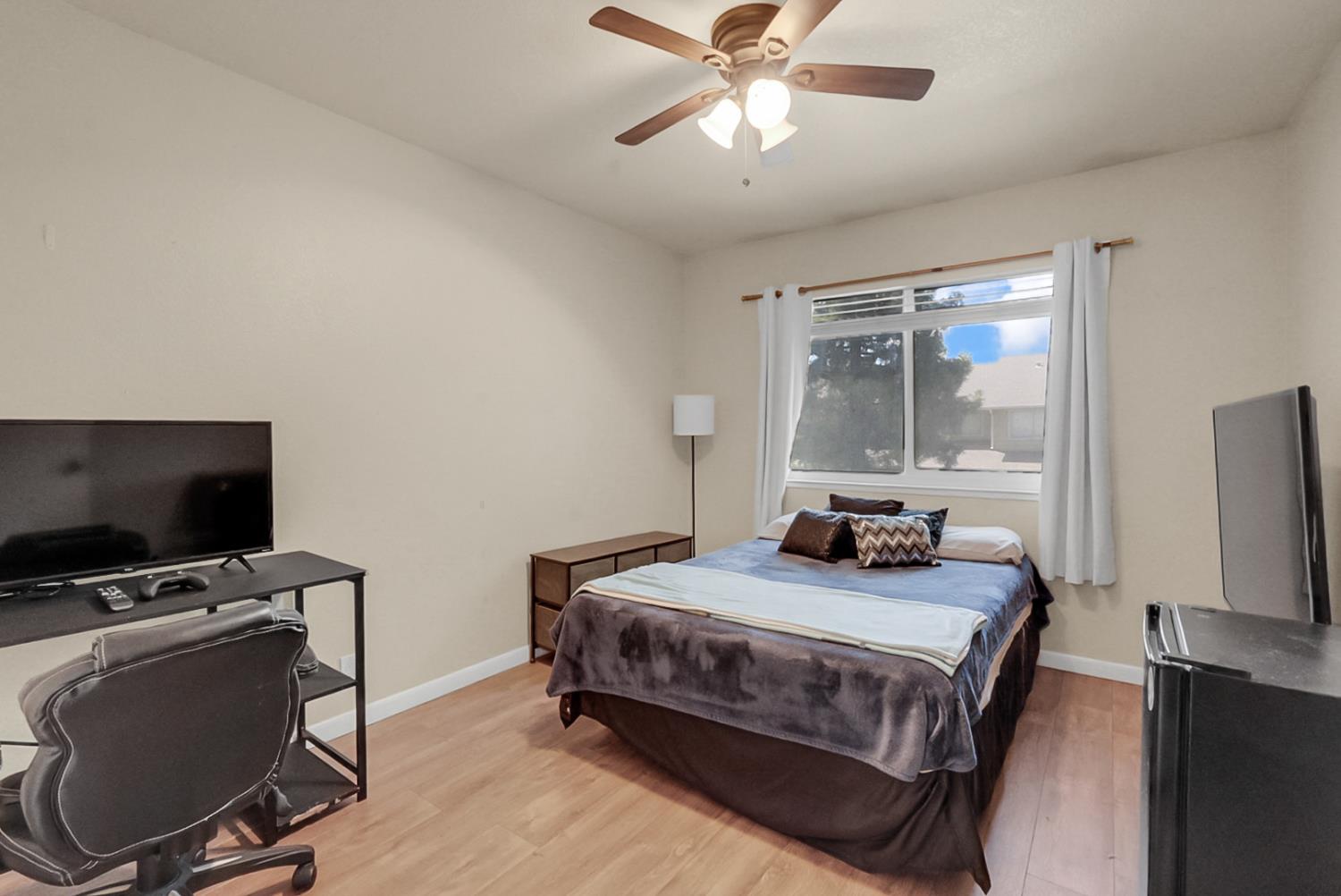 185 Tiffany Cir, Ripon, CA 95366