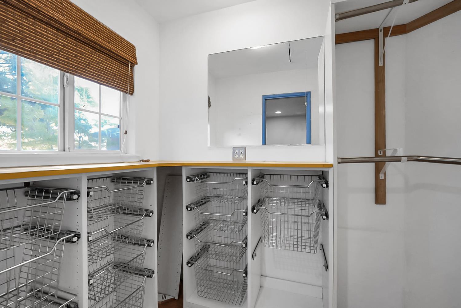 1945 Annhurst Ave, Turlock, CA 95382