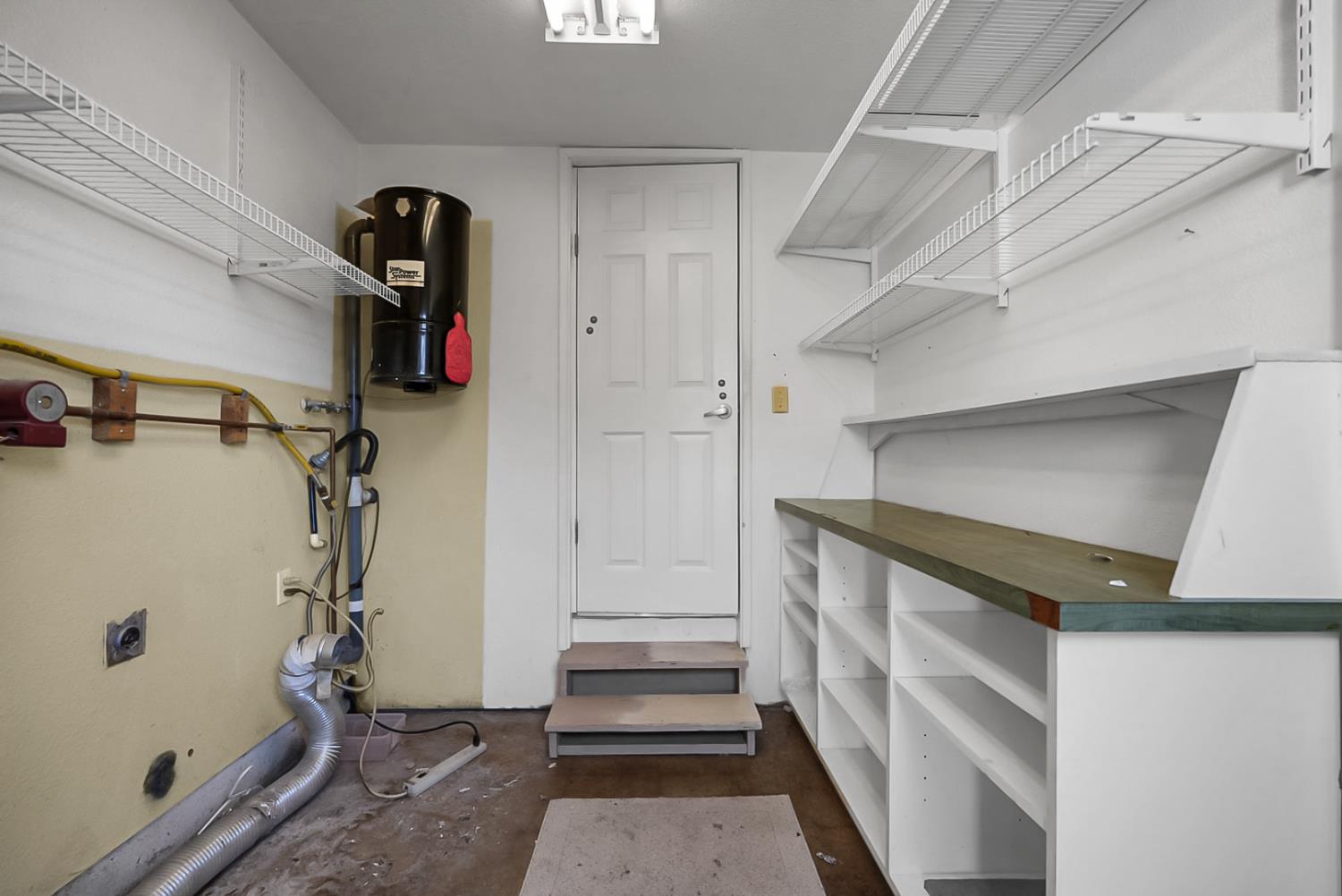 1945 Annhurst Ave, Turlock, CA 95382