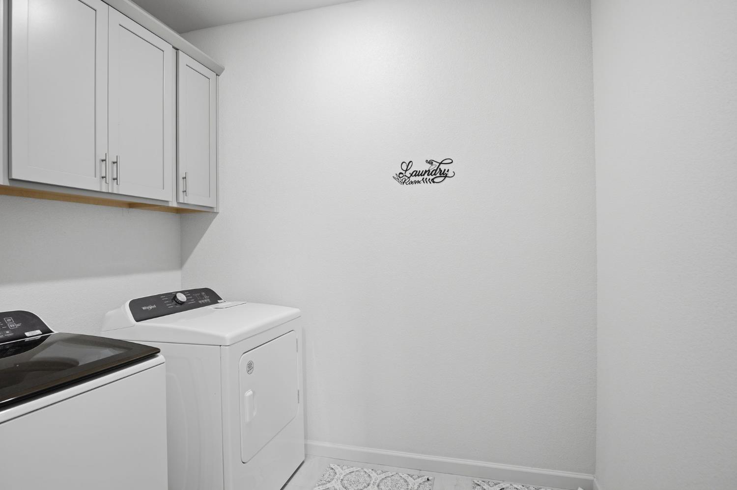2937 Newhalen St, Manteca, CA 95337