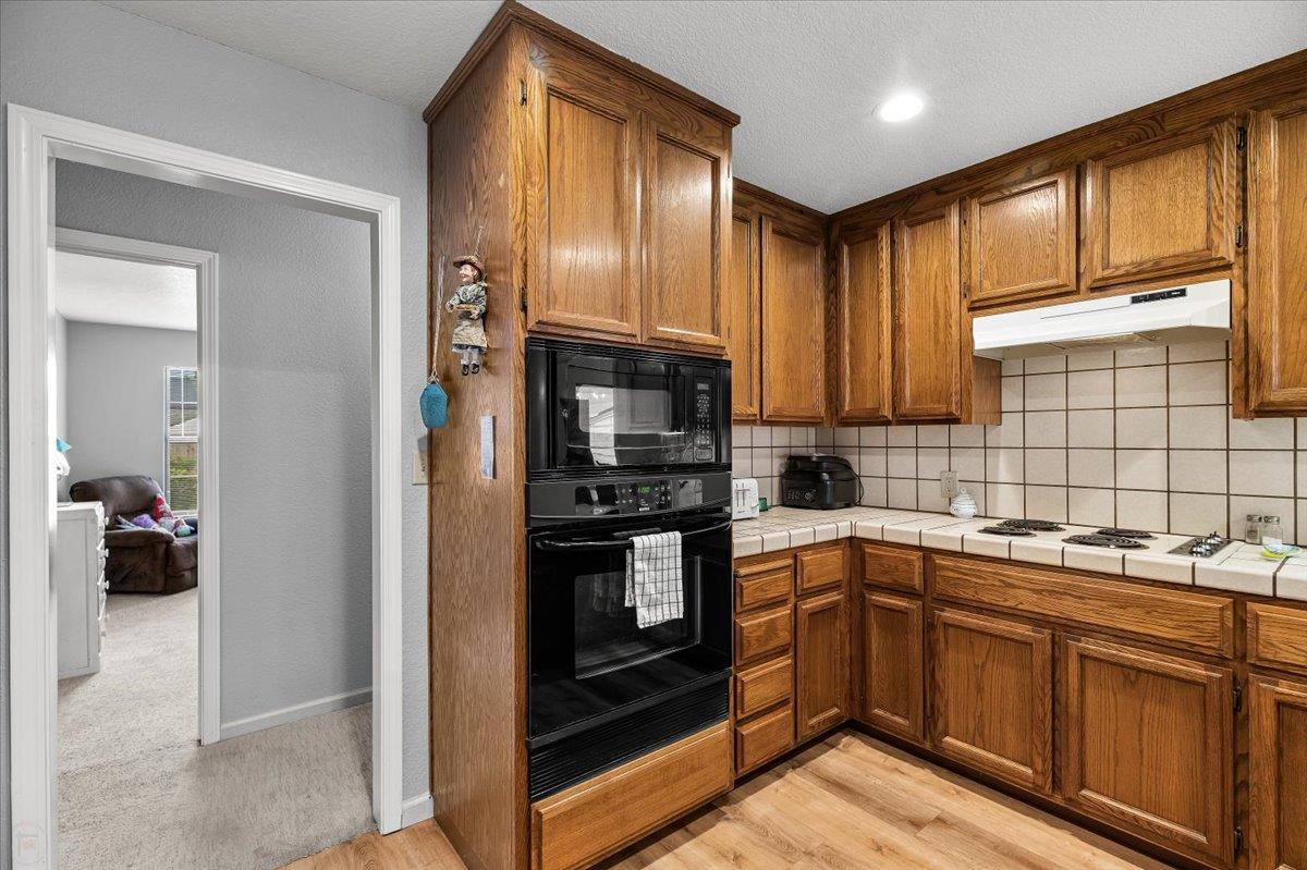 2136 Candy Cane Walk, Manteca, CA 95336