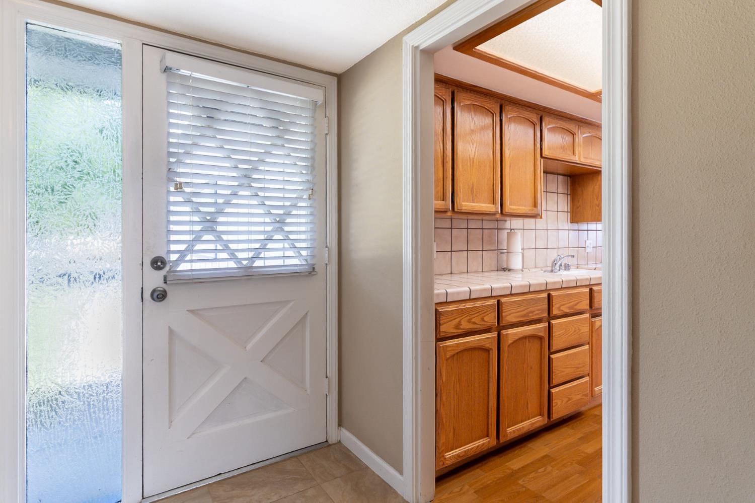 712 Woodrow Ave, Modesto, CA 95350