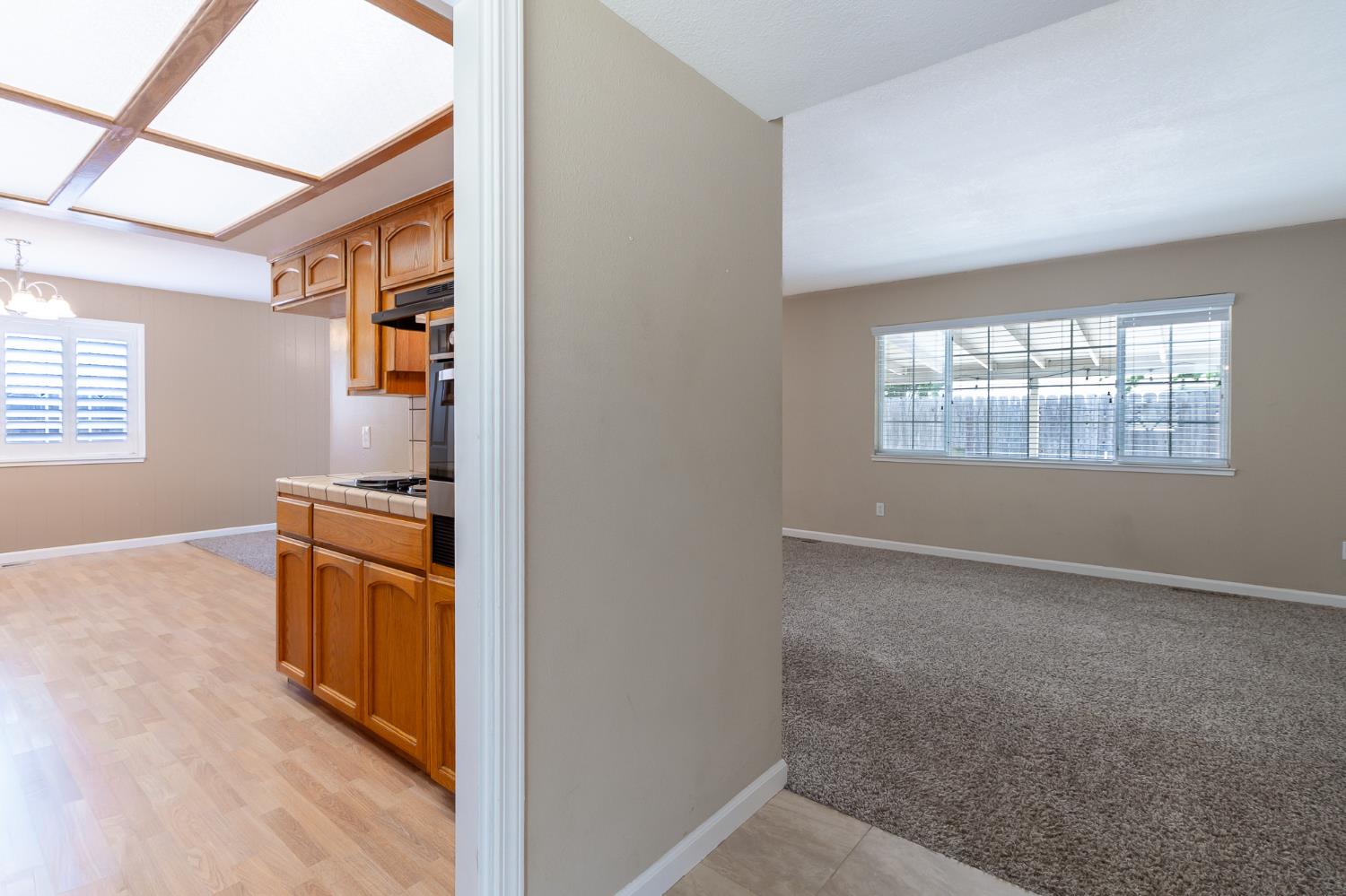 712 Woodrow Ave, Modesto, CA 95350