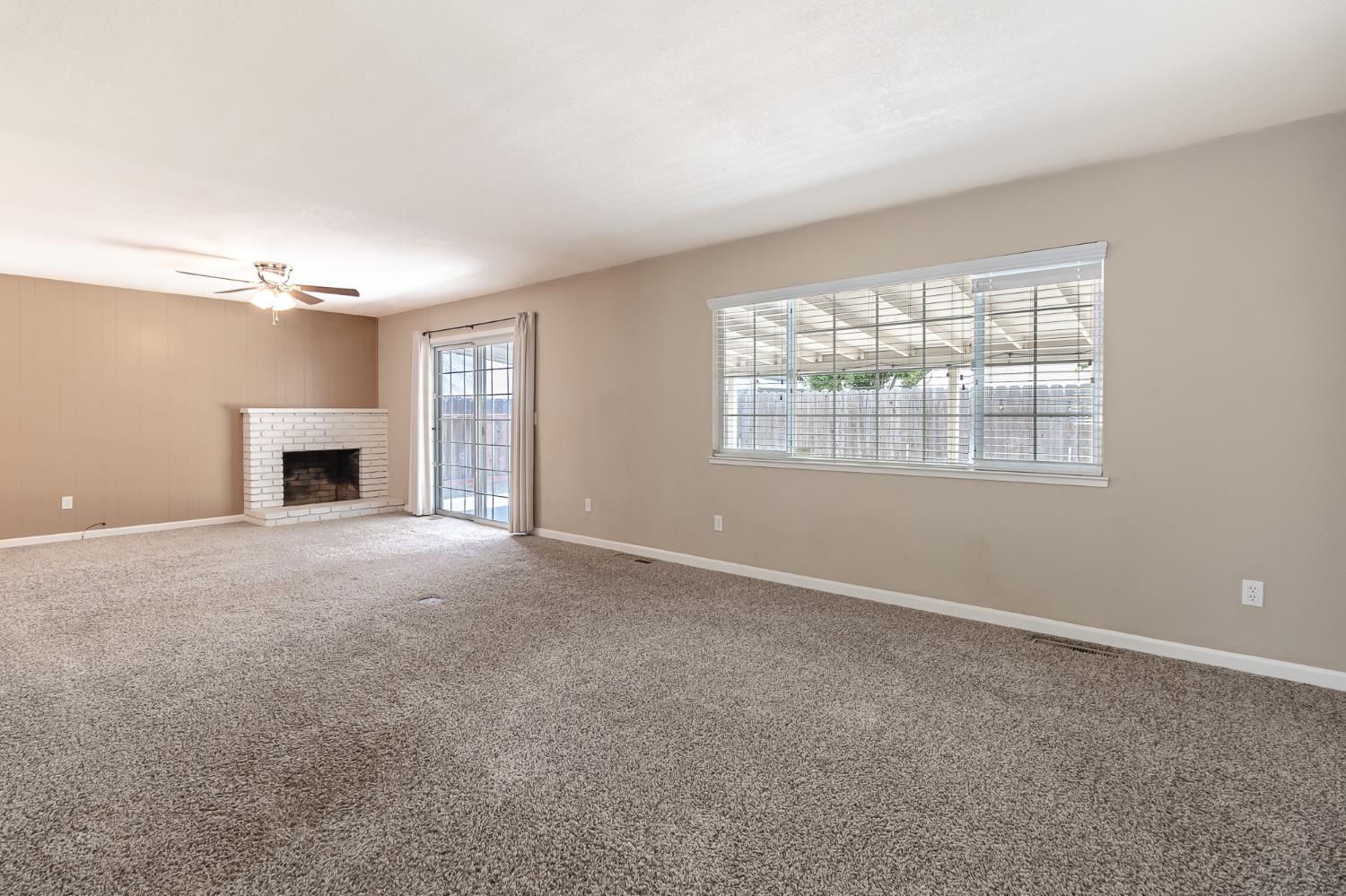 712 Woodrow Ave, Modesto, CA 95350