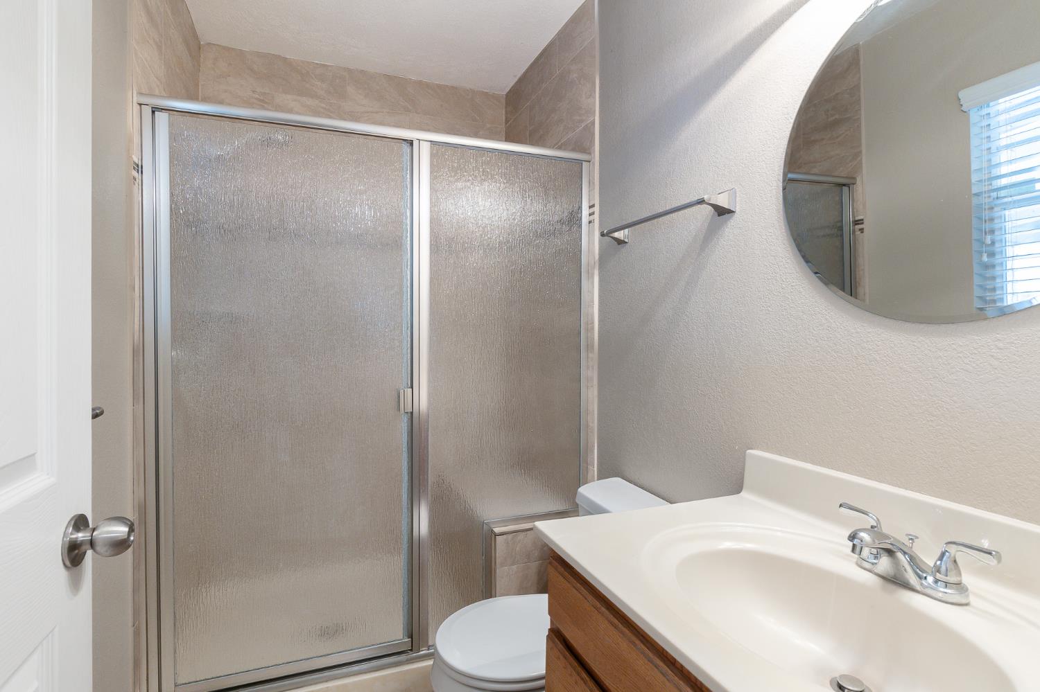 712 Woodrow Ave, Modesto, CA 95350