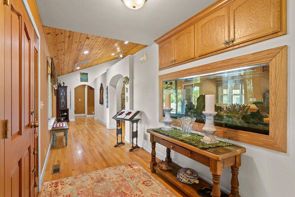 12959 Lambuth Rd, Oakdale, CA 95361