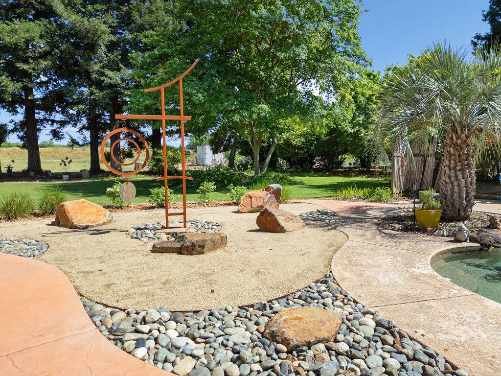 12959 Lambuth Rd, Oakdale, CA 95361