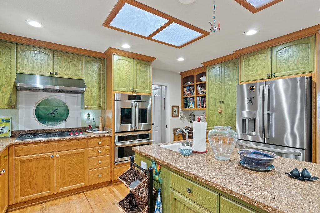 12959 Lambuth Rd, Oakdale, CA 95361