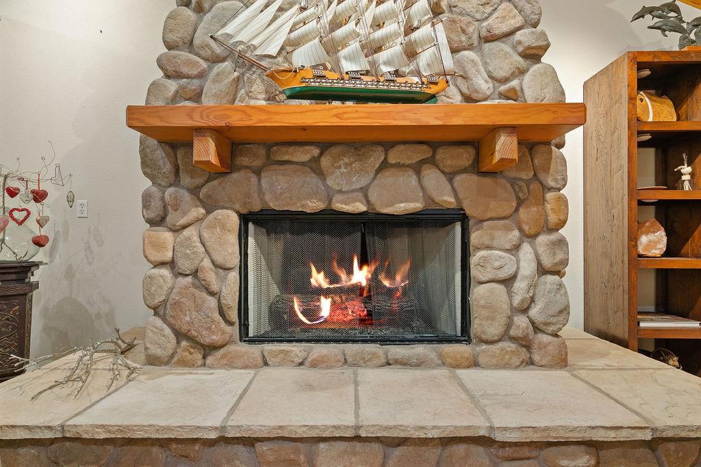 12959 Lambuth Rd, Oakdale, CA 95361