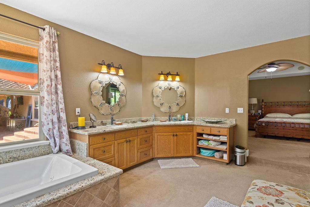 12959 Lambuth Rd, Oakdale, CA 95361