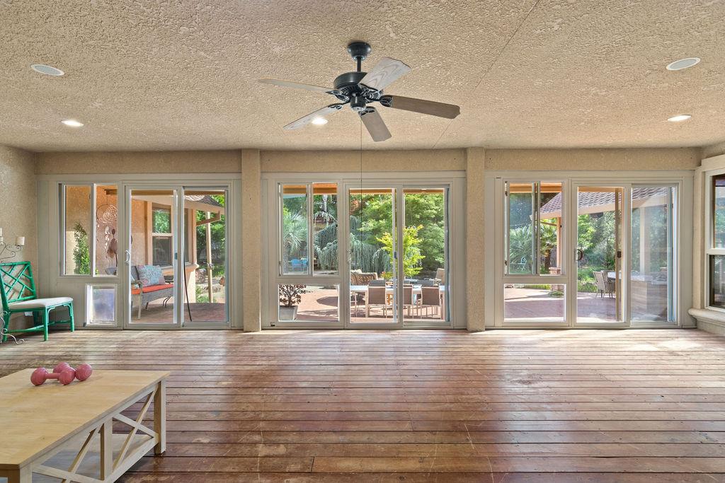 12959 Lambuth Rd, Oakdale, CA 95361