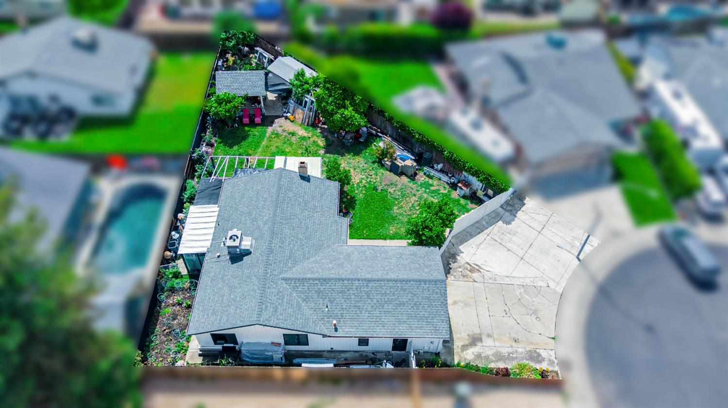 920 Hysell Ct, Ripon, CA 95366