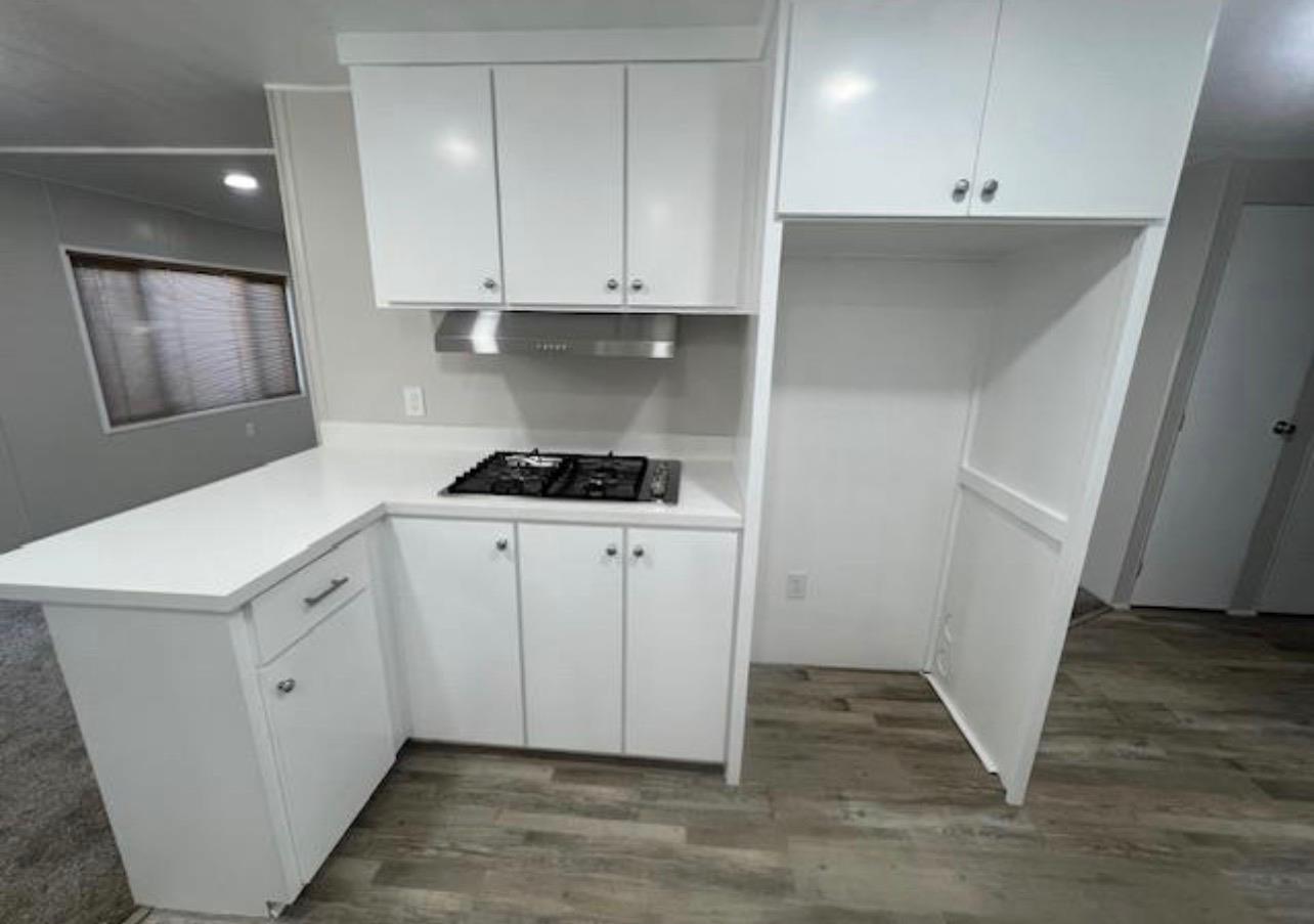 2505 Jackson Ave, Escalon, CA 95320