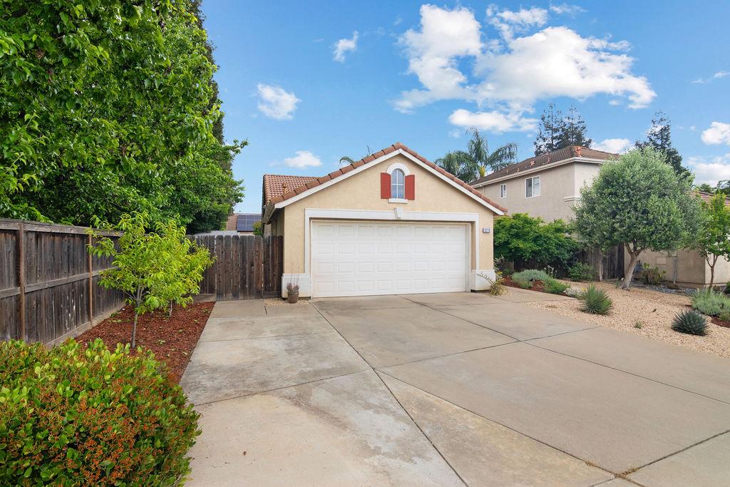 3220 Caraway Ct, Modesto, CA 95355