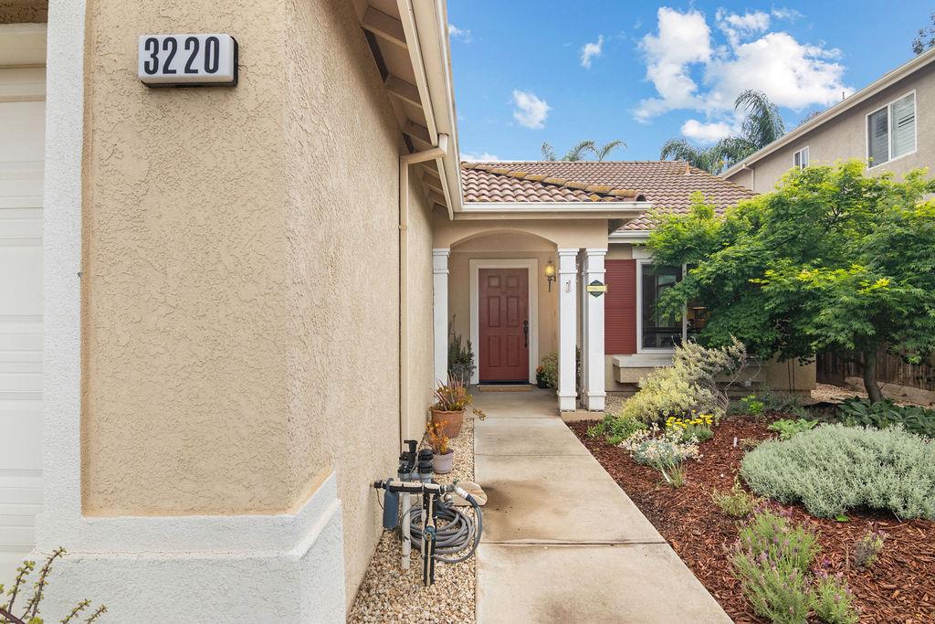 3220 Caraway Ct, Modesto, CA 95355
