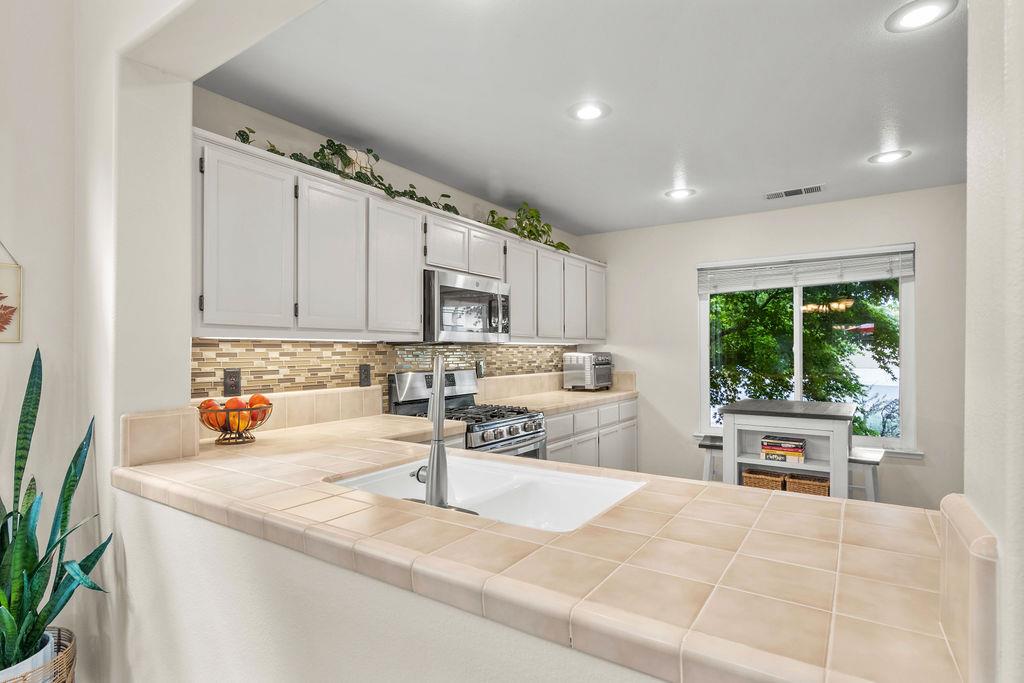 3220 Caraway Ct, Modesto, CA 95355