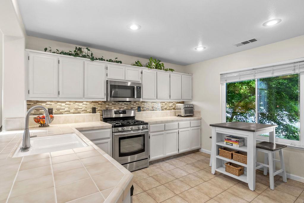 3220 Caraway Ct, Modesto, CA 95355