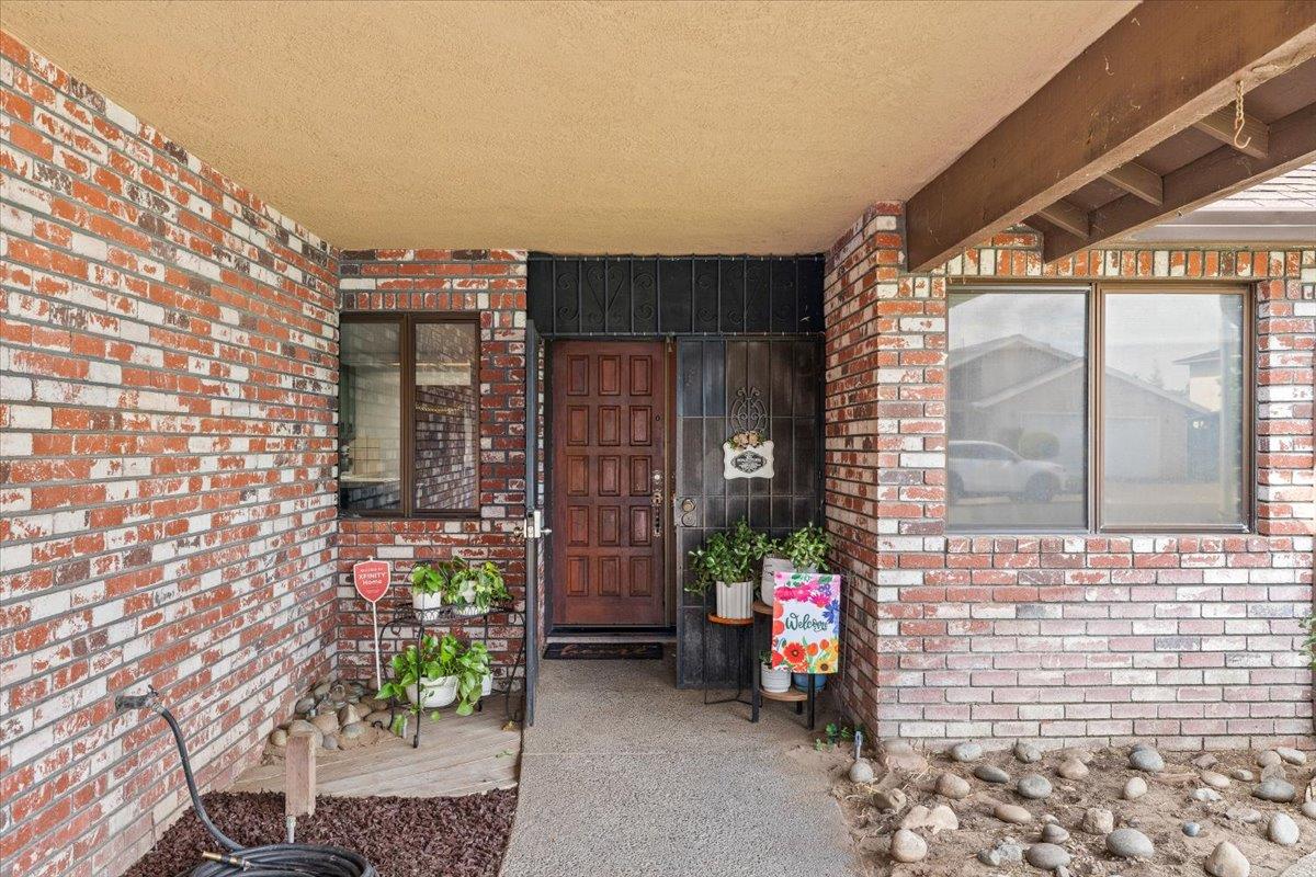 6221 Yuma Way, Manteca, CA 95336