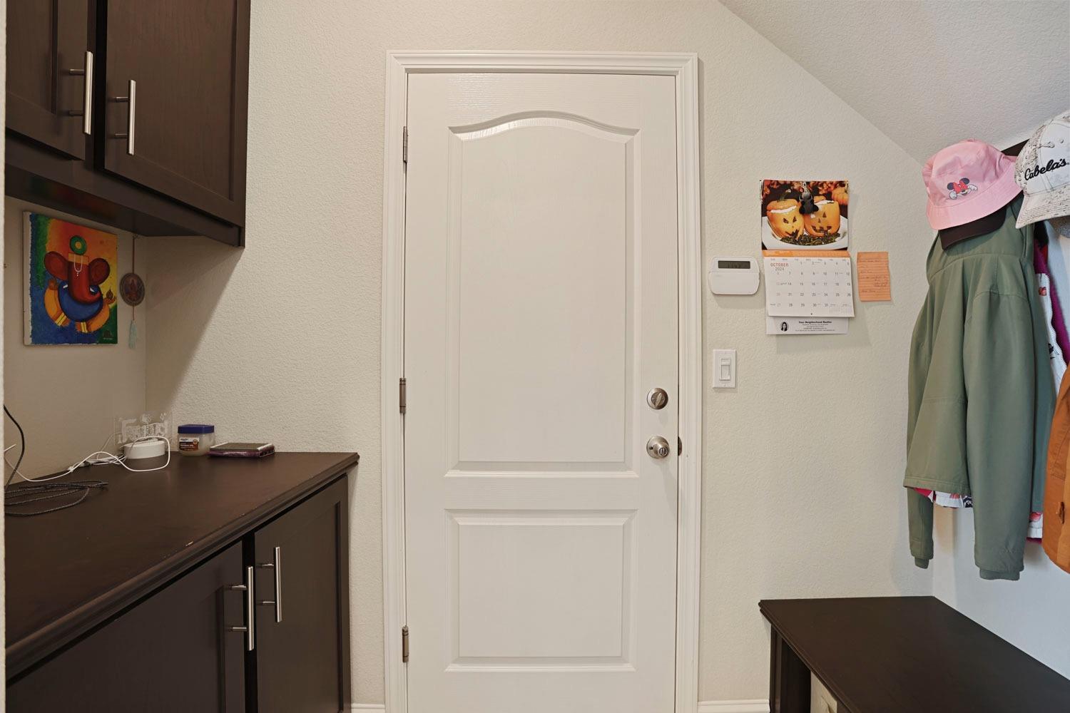 1988 N Ashley Way, Manteca, CA 95336