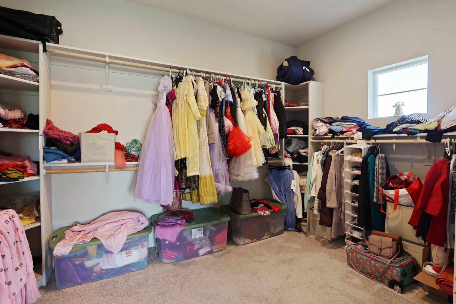 1988 N Ashley Way, Manteca, CA 95336