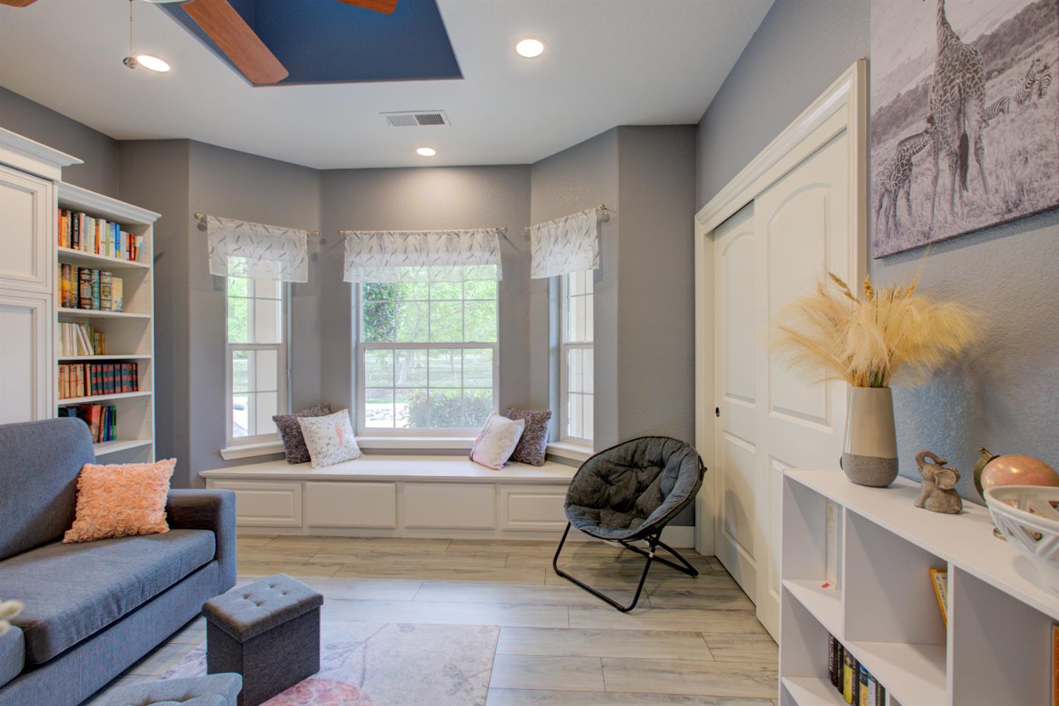 1054 Townhill Rd, Oakdale, CA 95361