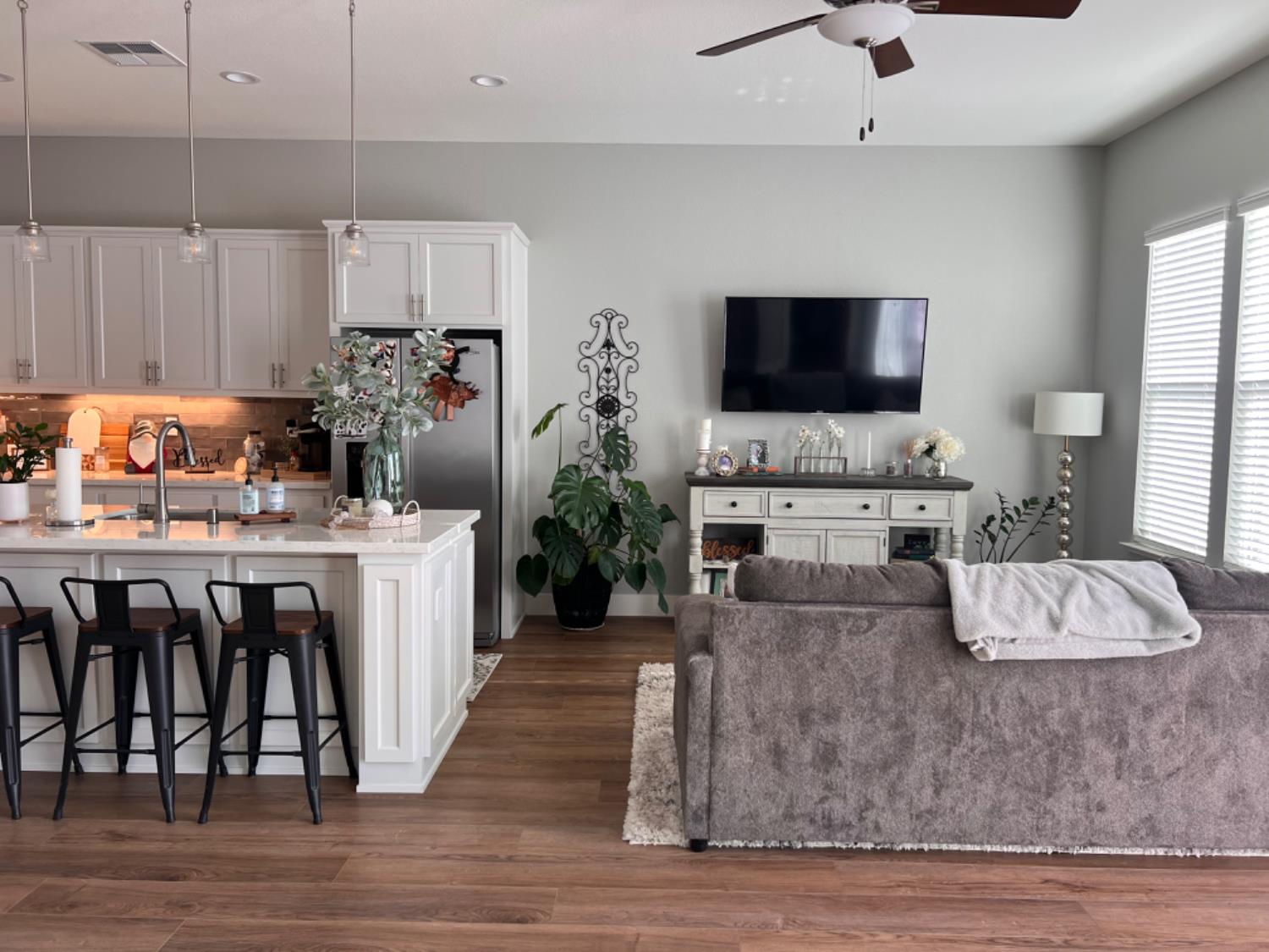 1012 Longview Drive, Oakdale, CA 95361