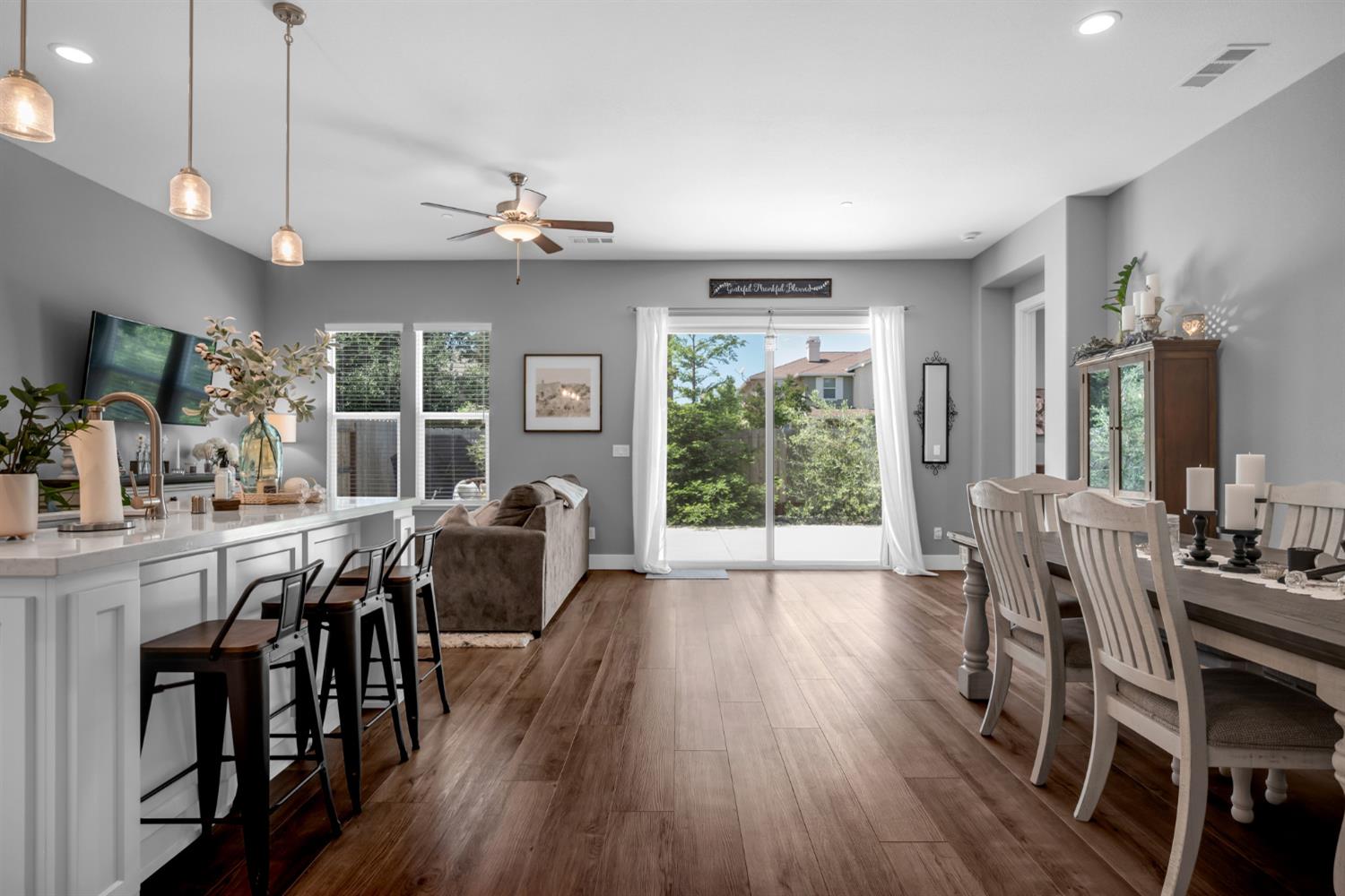 1012 Longview Drive, Oakdale, CA 95361