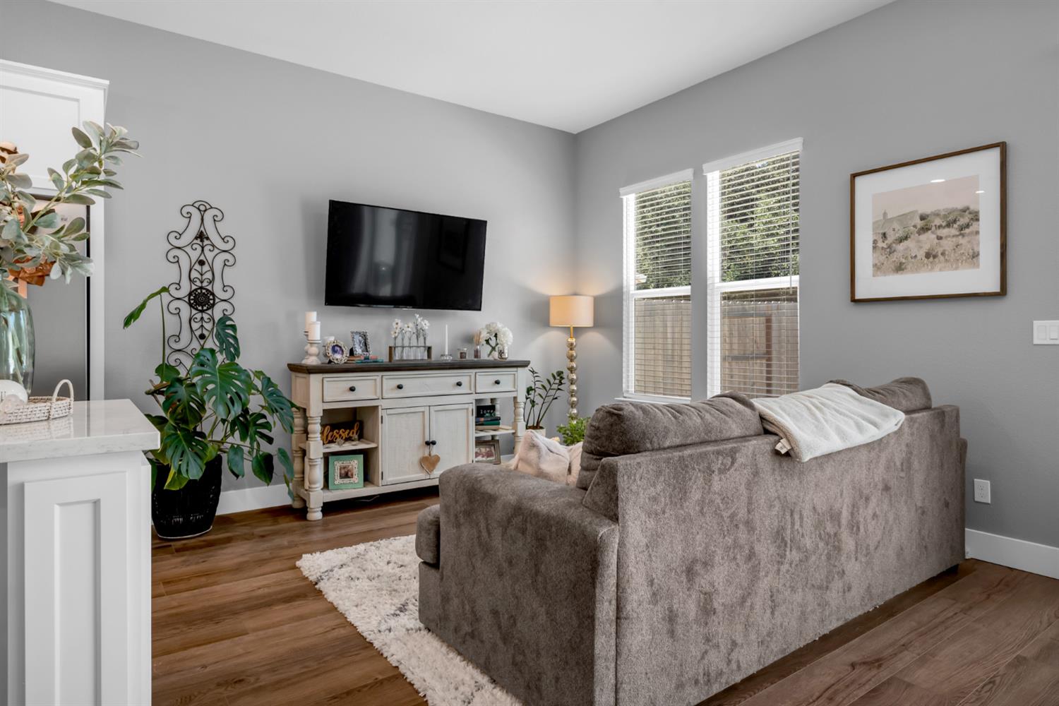 1012 Longview Drive, Oakdale, CA 95361