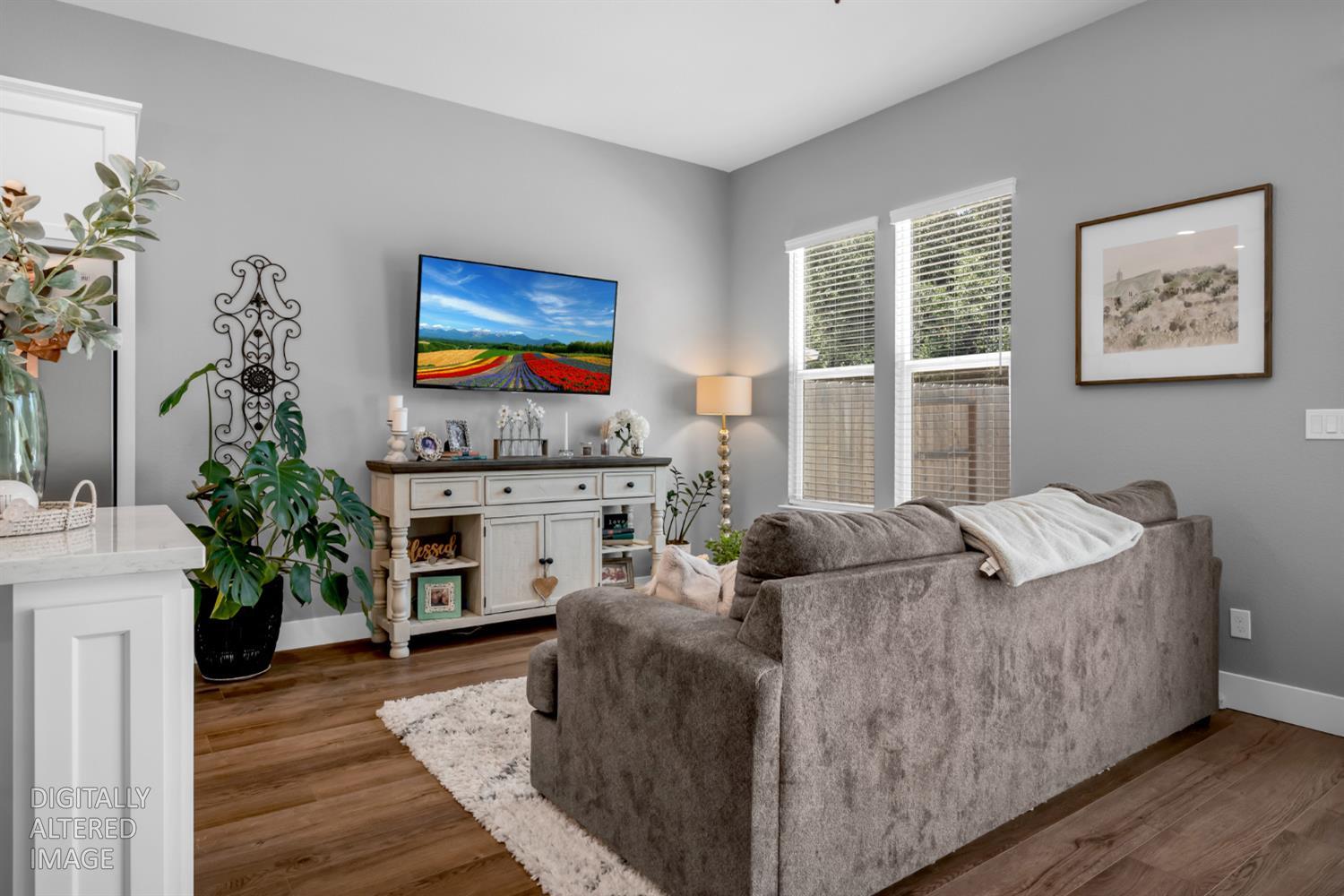1012 Longview Drive, Oakdale, CA 95361