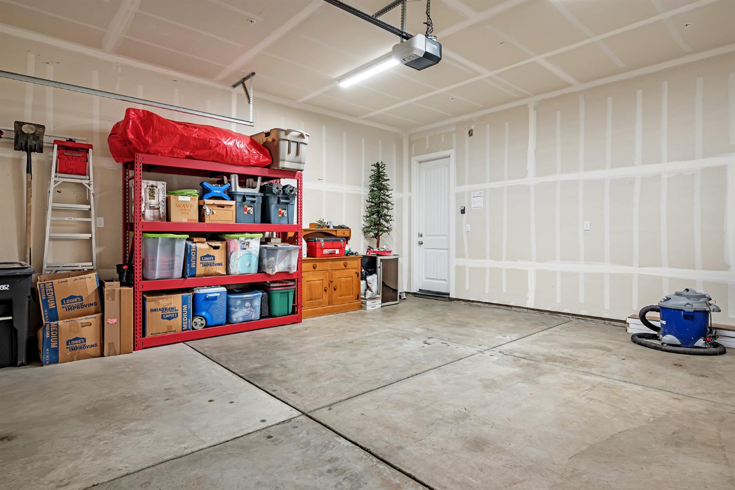 1012 Longview Drive, Oakdale, CA 95361